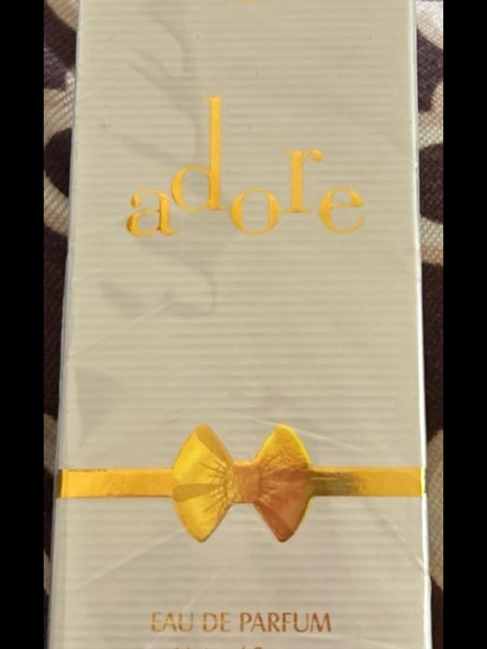 Adore White & Gold Gift Box - Shimmery Gold Accents